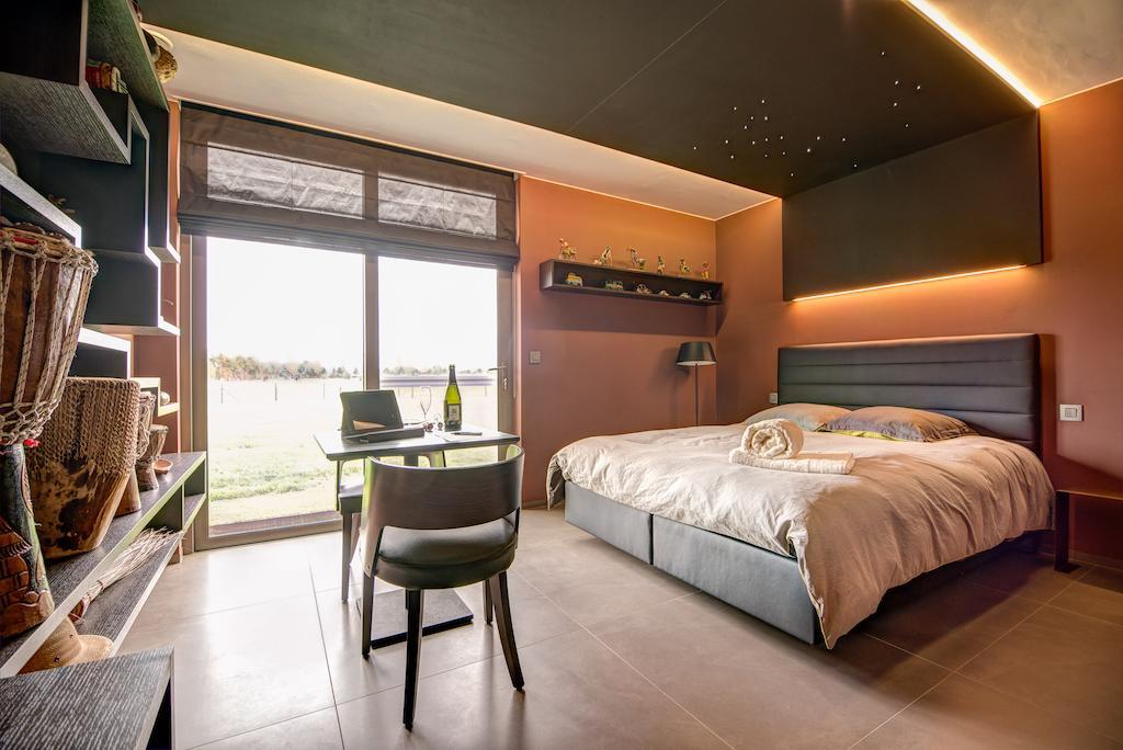 B&B Finis Terrae Lokeren Rom bilde